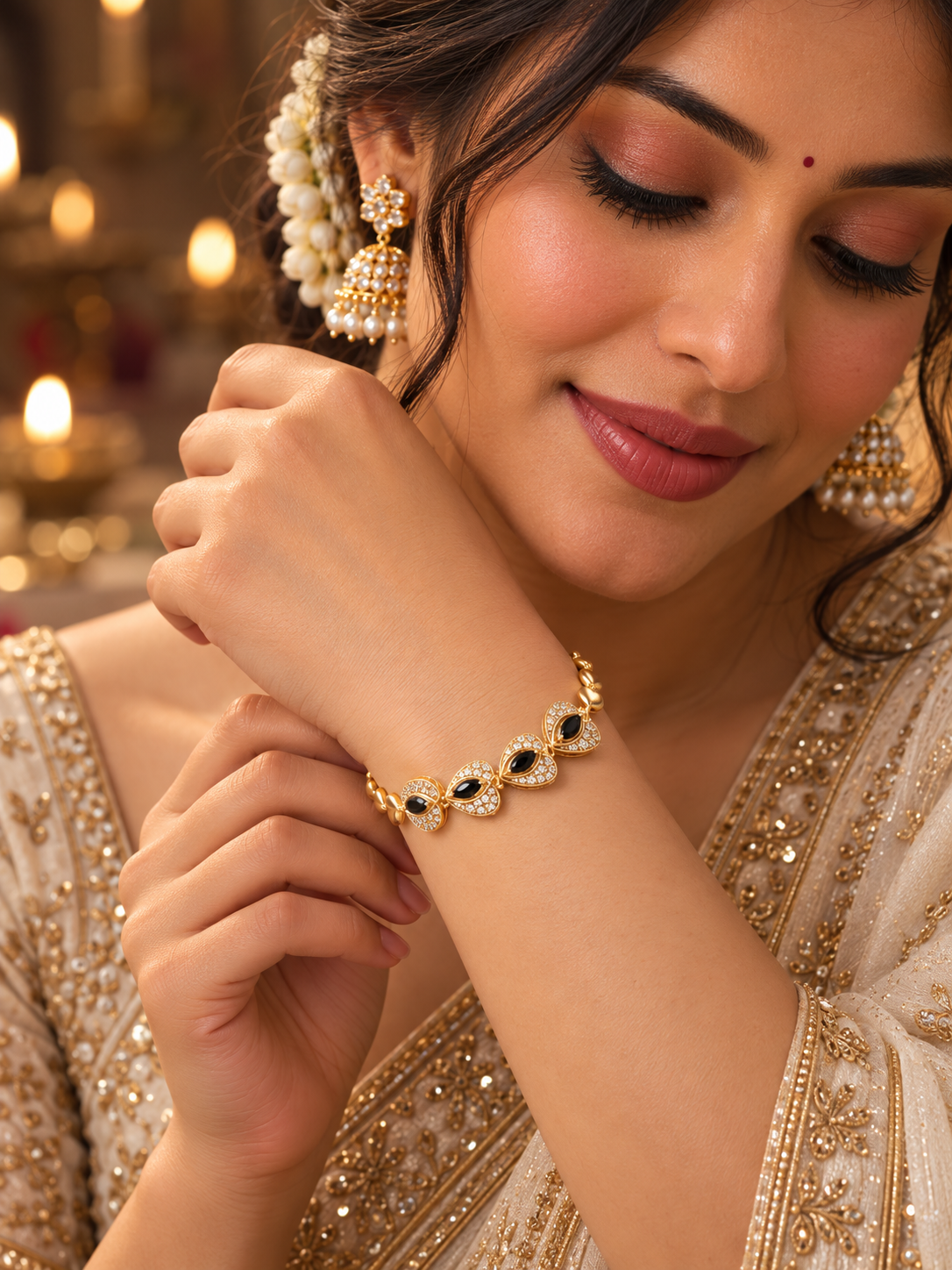 Nayantara Noir Sparkle Bracelet