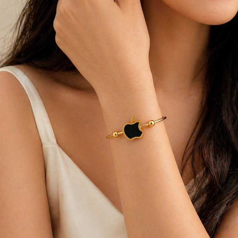 Elegant Apple Charm Anti-Tarnish Bracelet