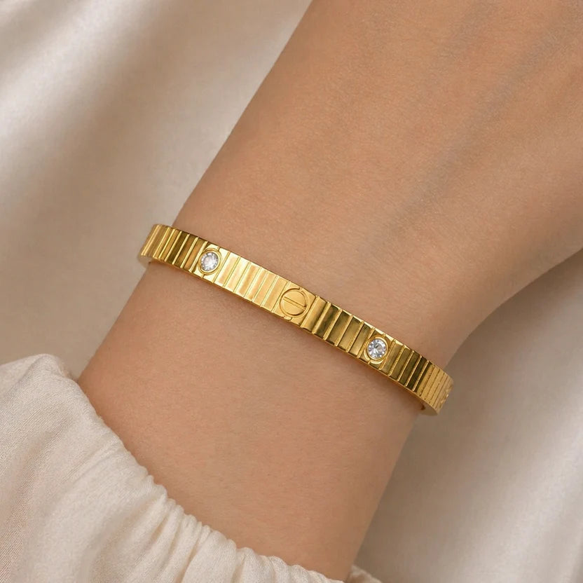 Luxe Signature Bracelet