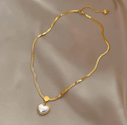 Love Heart Shaped Pearl Pendant Necklace